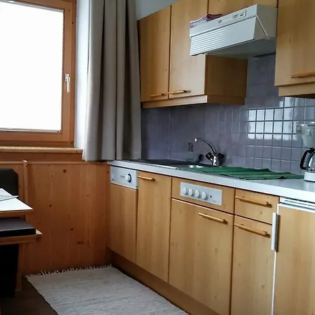 Almhof Apartamento